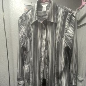 Women's button up shirt